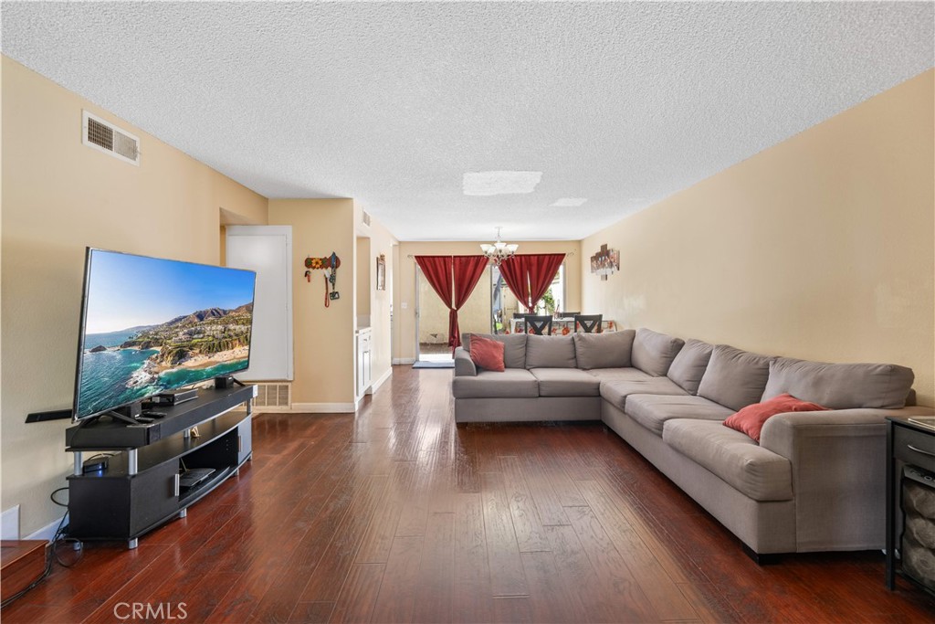 1678 Aspen Village