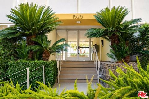 Photo of 1525 N Hayworth Avenue #107, Los Angeles, CA 90046 (MLS # 26855515)
