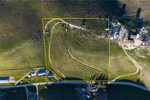 Tiny photo for 3520 Yosemite Place, Paso Robles, CA 93446 (MLS # NS26001819)