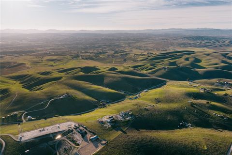 Tiny photo for 3520 Yosemite Place, Paso Robles, CA 93446 (MLS # NS26001819)