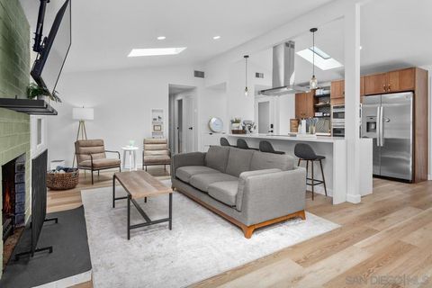 9542 Larrabee Ave San Diego CA 92123