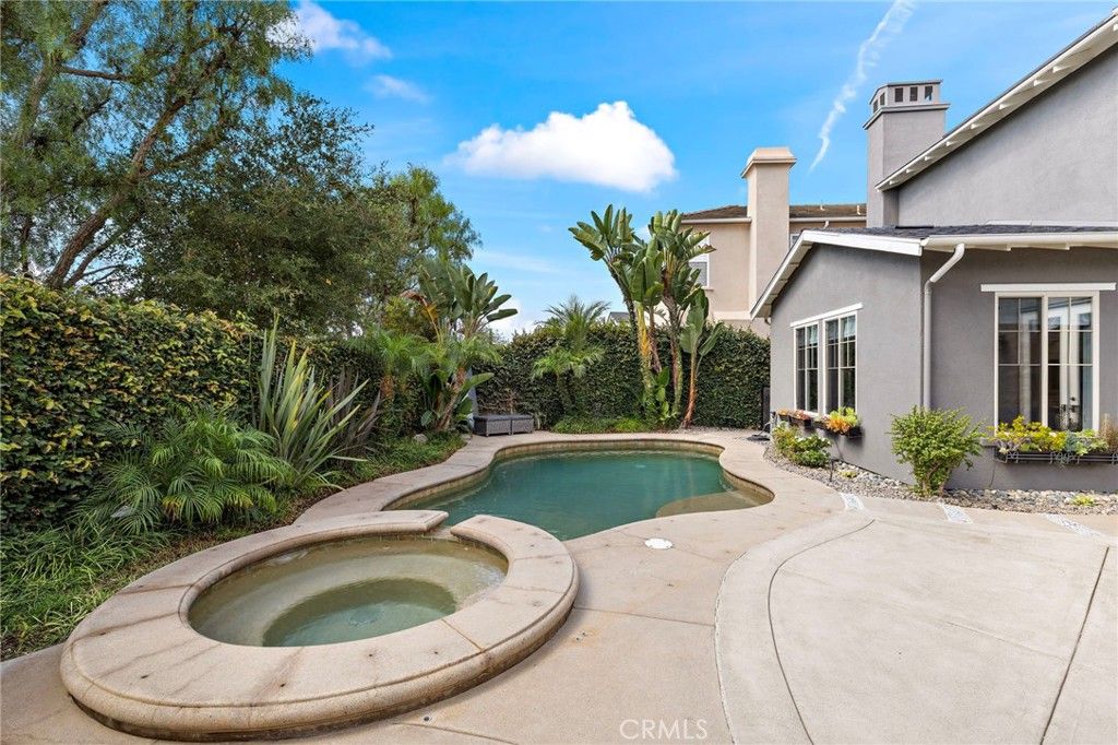 Photo of 16 Via Destino, San Clemente, CA 92673 (MLS # BB25232470)