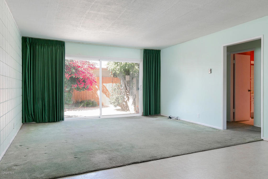 249 E Elfin Green