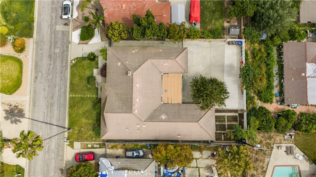 1454 Ameluxen Avenue