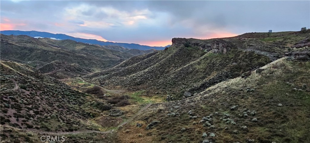 Custom Agua Dulce (CADUL) - Land