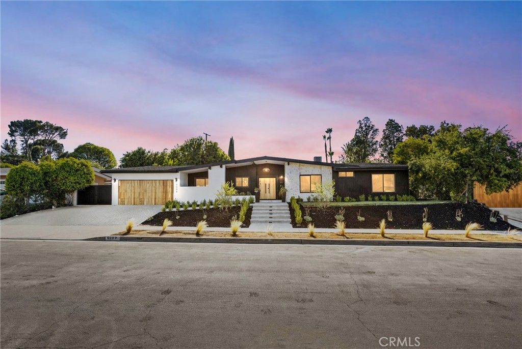 Photo of 6009 Neddy Avenue, Woodland Hills, CA 91367 (MLS # OC25237162)