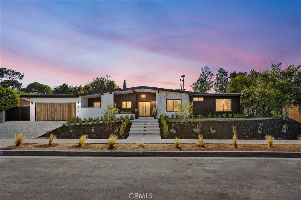 Photo of 6009 Neddy Avenue, Woodland Hills, CA 91367 (MLS # OC25237162)
