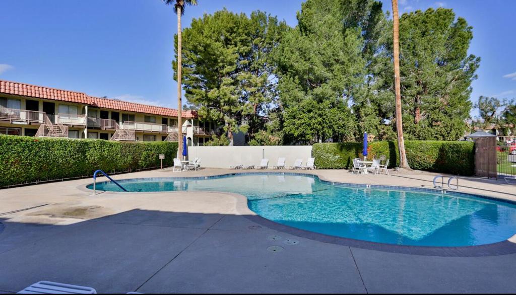 Mission Lakes - Residential Lease