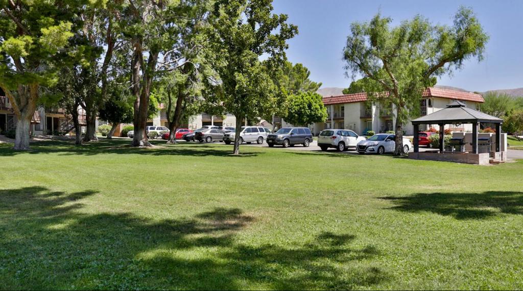 Mission Lakes - Residential Lease