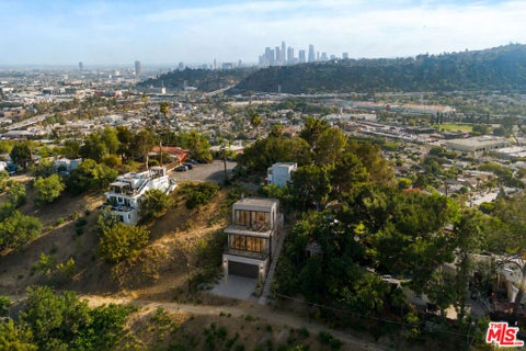 Photo of 534 Beech Street, Los Angeles, CA 90065 (MLS # 26852799)
