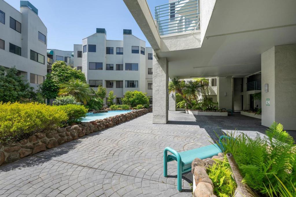 320 Peninsula Avenue 215, San Mateo CA 94401