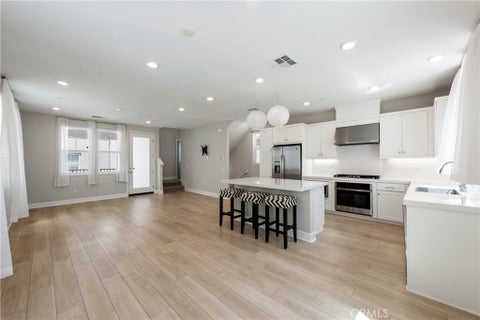 Photo of 3039 Tallahassee LN, Simi Valley, CA 93065 (MLS # SR26148446)