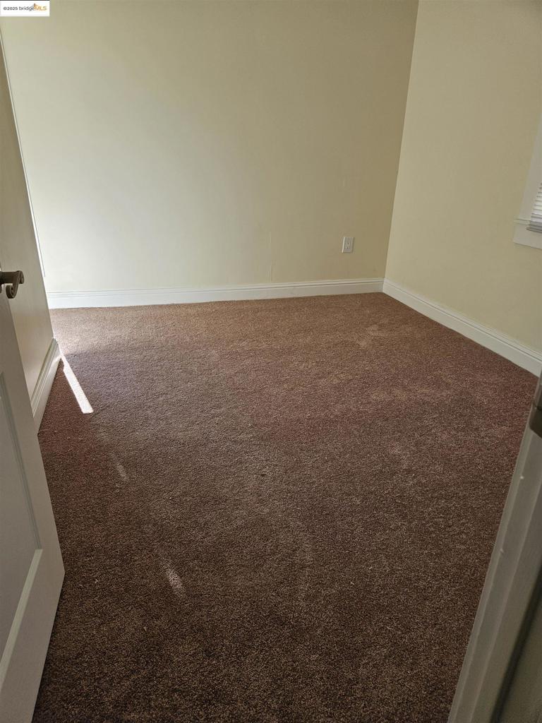 WEST OAK - Residential Income