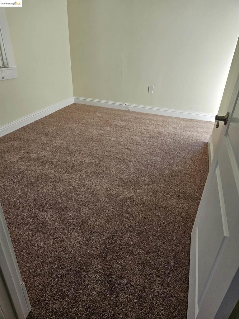 WEST OAK - Residential Income