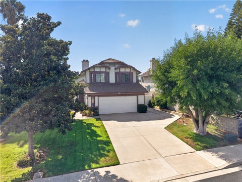Tiny photo for 12813 Raenette WAY, Moreno Valley, CA 92553 (MLS # SW26199162)