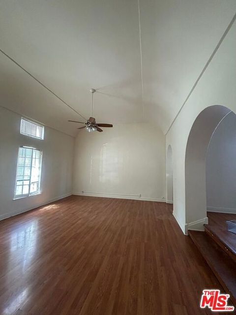 Photo of 624 S Berendo Street #101, Los Angeles, CA 90005 (MLS # 26681201)