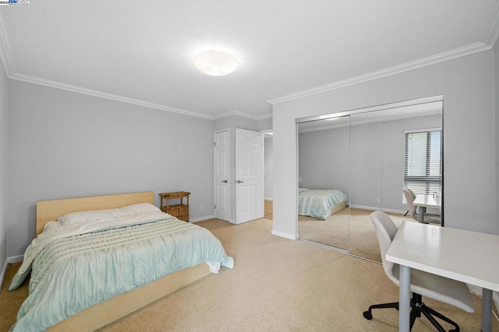 ADAMS POINT - Residential