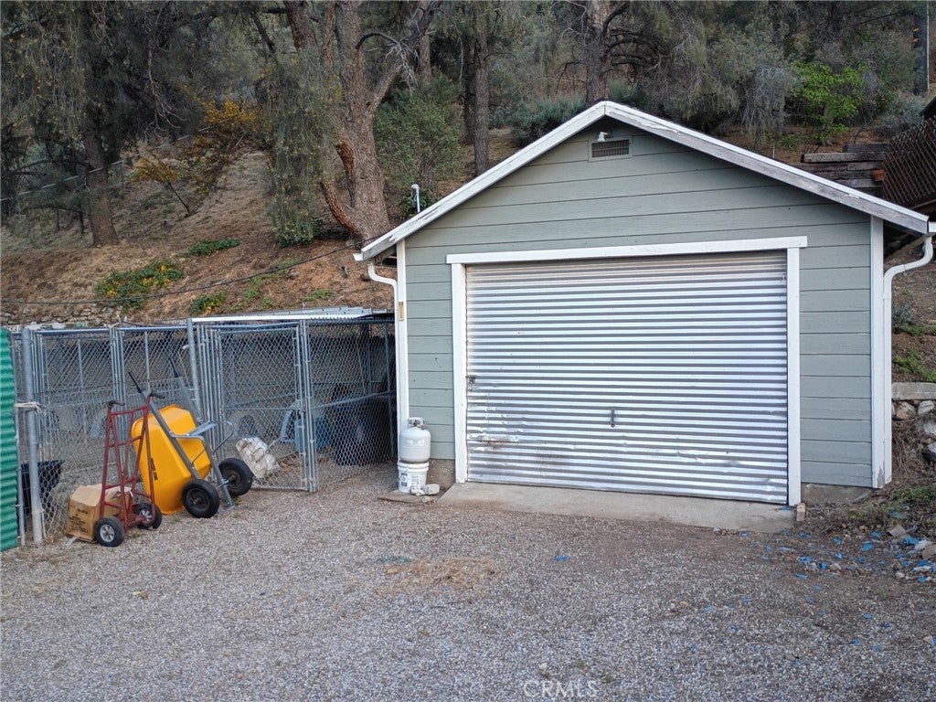 4013 Encino
