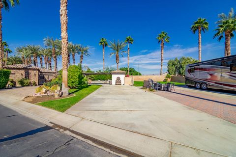 Photo of 80501 Avenue 48 Ave #286, Indio, CA 92201 (MLS # 219130958DA) Photo of 80501 Avenue 48 Ave #286, Indio, CA 92201 (MLS # 219130958DA)