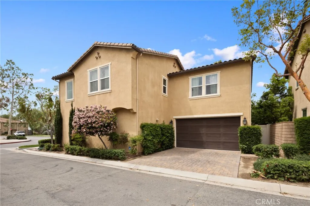 Ontario, California 91764, United States, 4 Bedrooms Bedrooms, ,3 BathroomsBathrooms,Residential,Active,120613