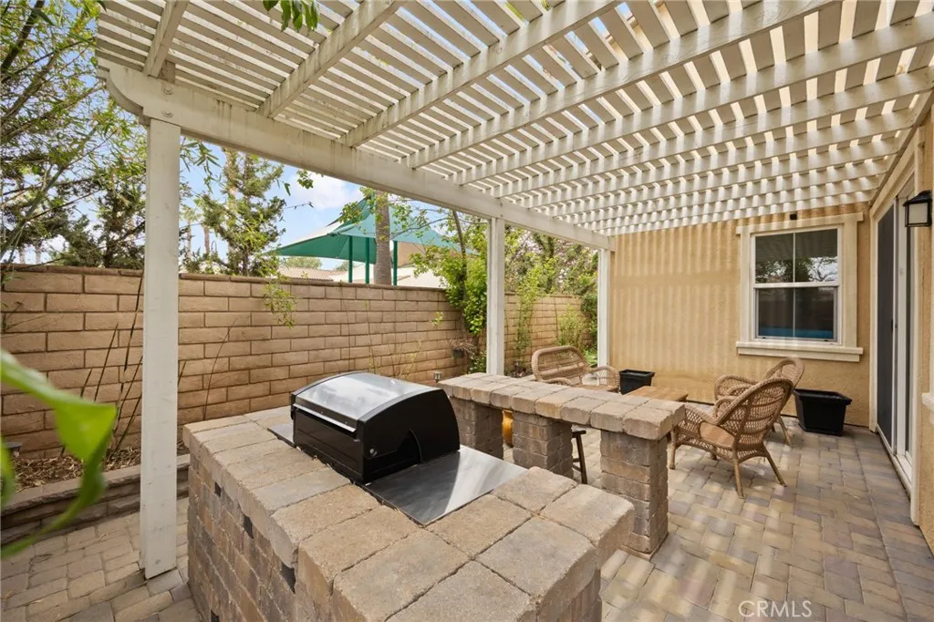 Ontario, California 91764, United States, 4 Bedrooms Bedrooms, ,3 BathroomsBathrooms,Residential,Active,120613