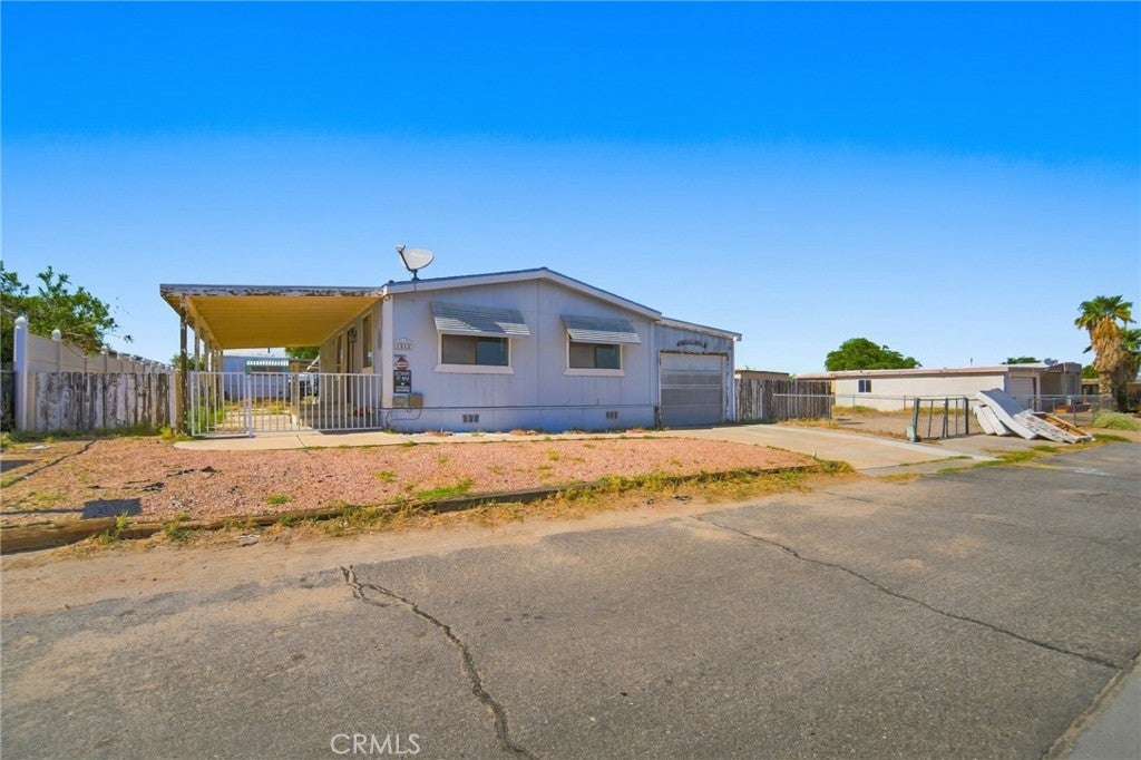 1212 Riverview