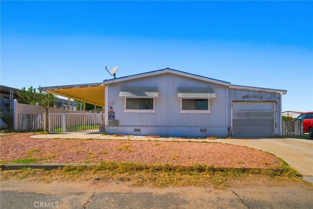 1212 Riverview