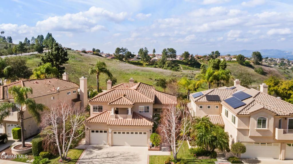 Photo of 3671 Mapleknoll Place, Thousand Oaks, CA 91362 (MLS # 226000768)