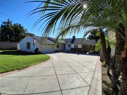 Photo of 316 Orange Grove Ave, San Fernando, CA 91340 (MLS # SR25236071) Photo of 316 Orange Grove Ave, San Fernando, CA 91340 (MLS # SR25236071)