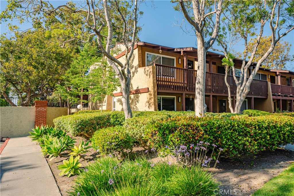 MacArthur Village (MAVL) - Residential