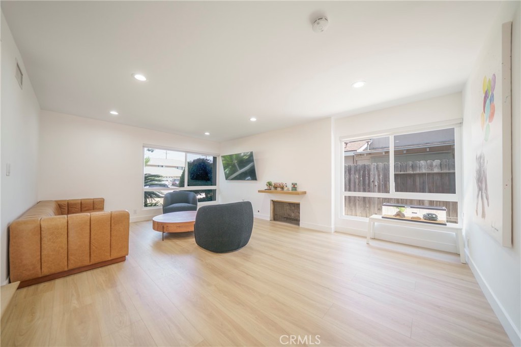 3932 Bonita Place