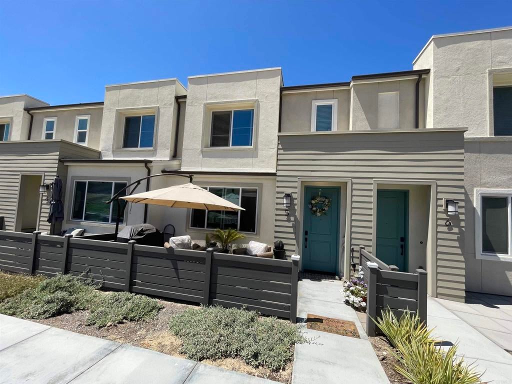 766 Makani Street