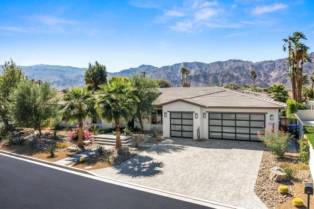 Photo of 50695 Calle Guaymas, La Quinta, CA 92253 (MLS # 219136431DA)