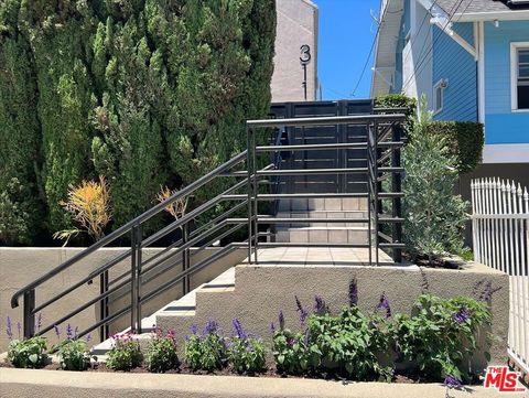 Photo of 311 Hill Street #2, Santa Monica, CA 90405 (MLS # 26644409)