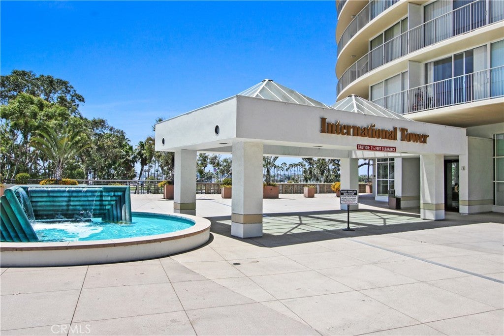 700 E Ocean Boulevard 1102