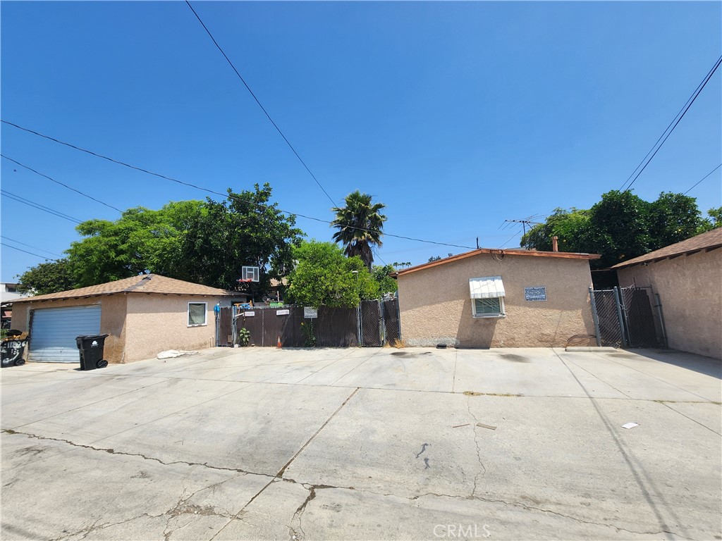 Properties 4 11820 Victory Boulevard