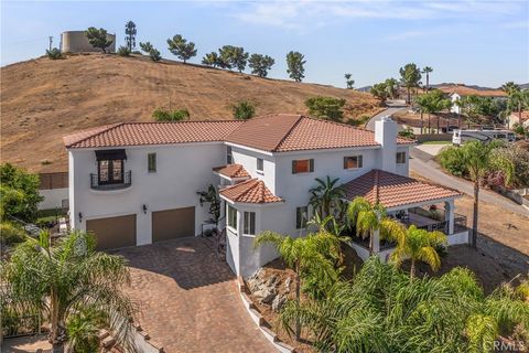 22941 Gold Rush Place Canyon Lake CA 92587