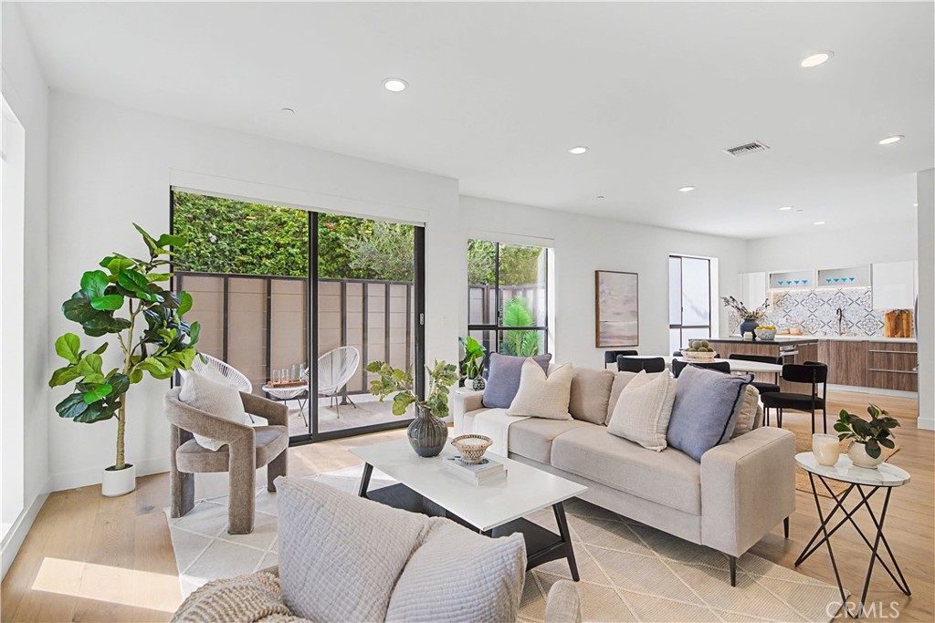 3981 Moore Street 101