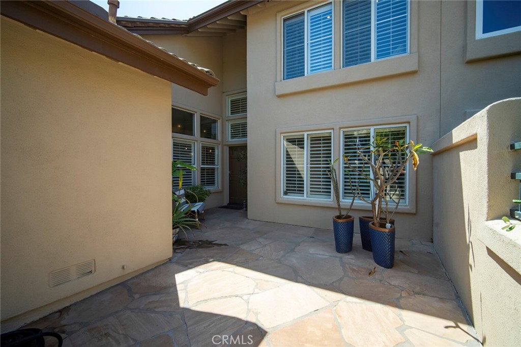 27335 Paseo Laguna