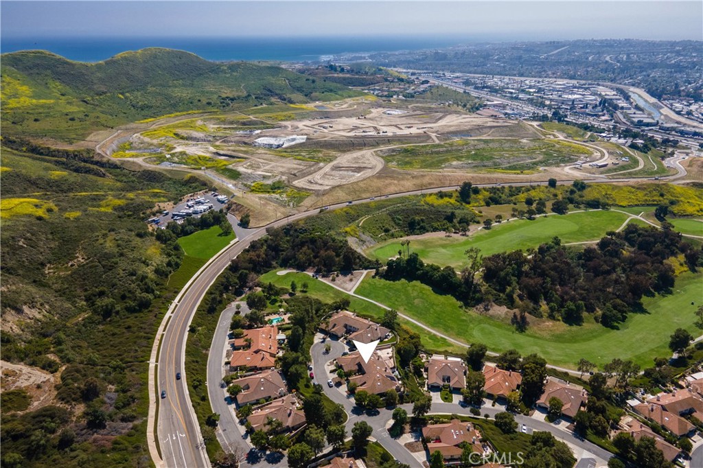 27335 Paseo Laguna
