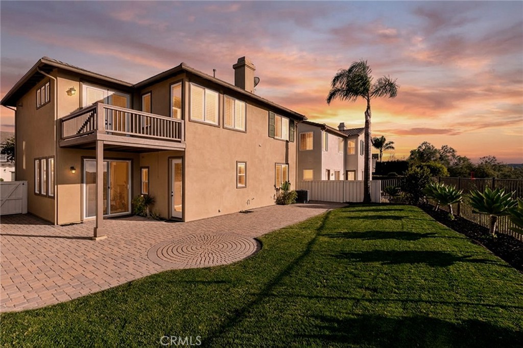 444 Camino Flora Vista