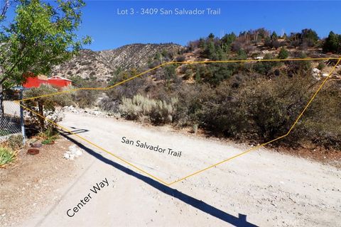 Photo of 3405 San Salvador Trl, Frazier Park, CA 93225 (MLS # SR25126080)