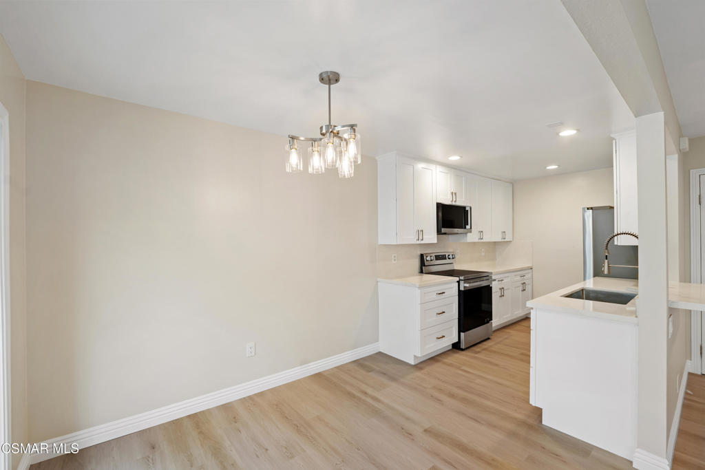 Village Glen-724 - 724 - Residential