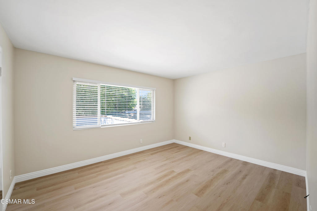 Village Glen-724 - 724 - Residential