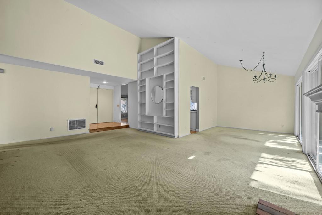 745 Black Hawk Circle