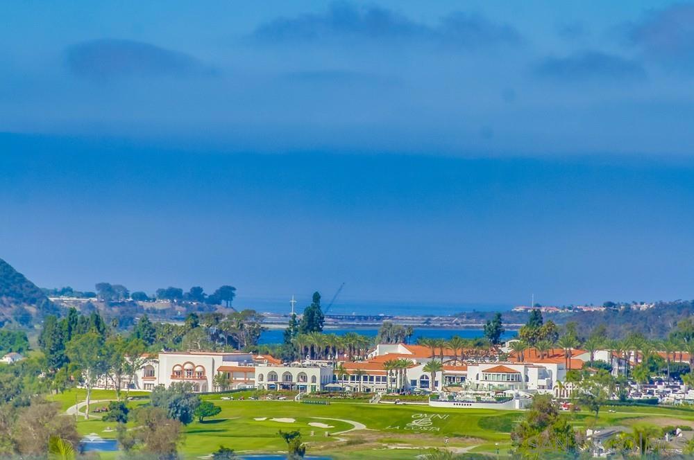 La Costa - Residential