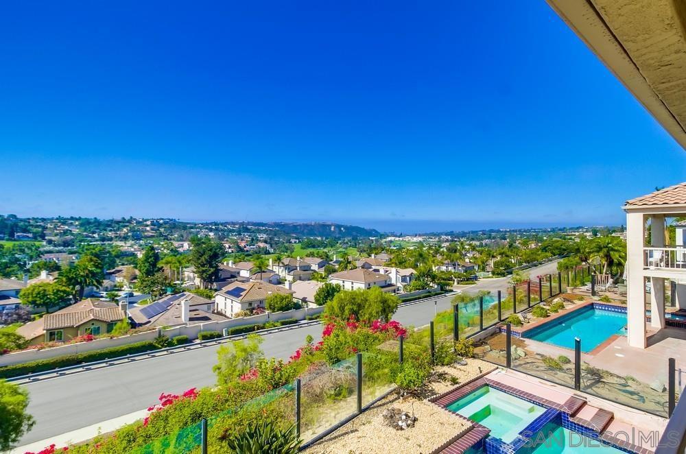 La Costa - Residential