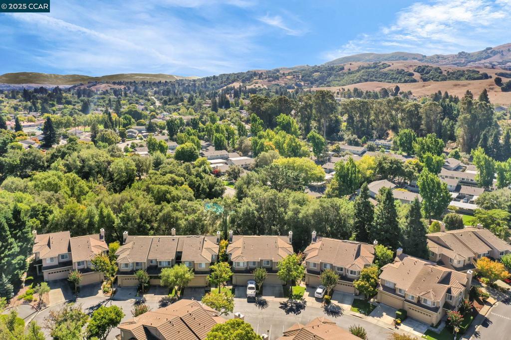 CANYON PARK - Residential
