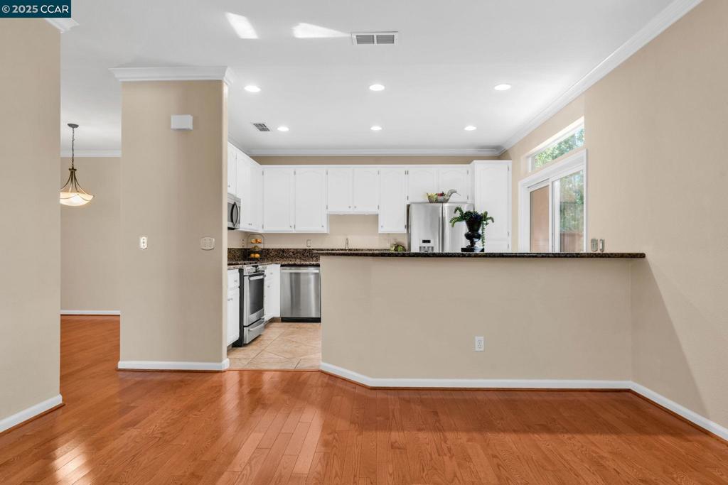 CANYON PARK - Residential