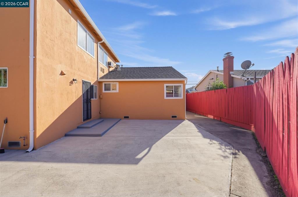 15345 Mendocino St